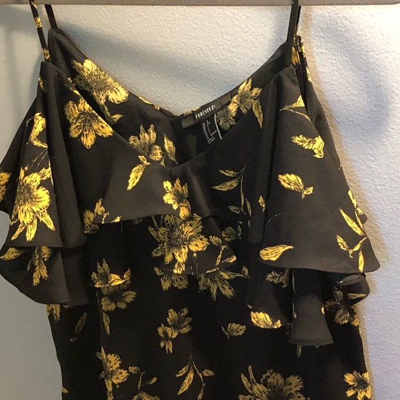 Forever 21 off the shoulder blouse - Picture 7 of 7